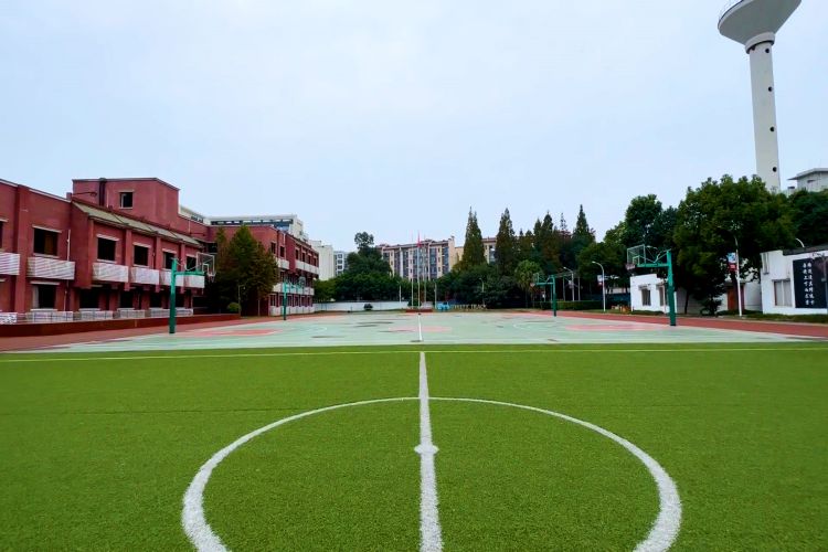 成都丹秋美亚学校校区环境
